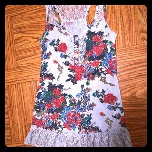 Lace & Floral Top NWOT